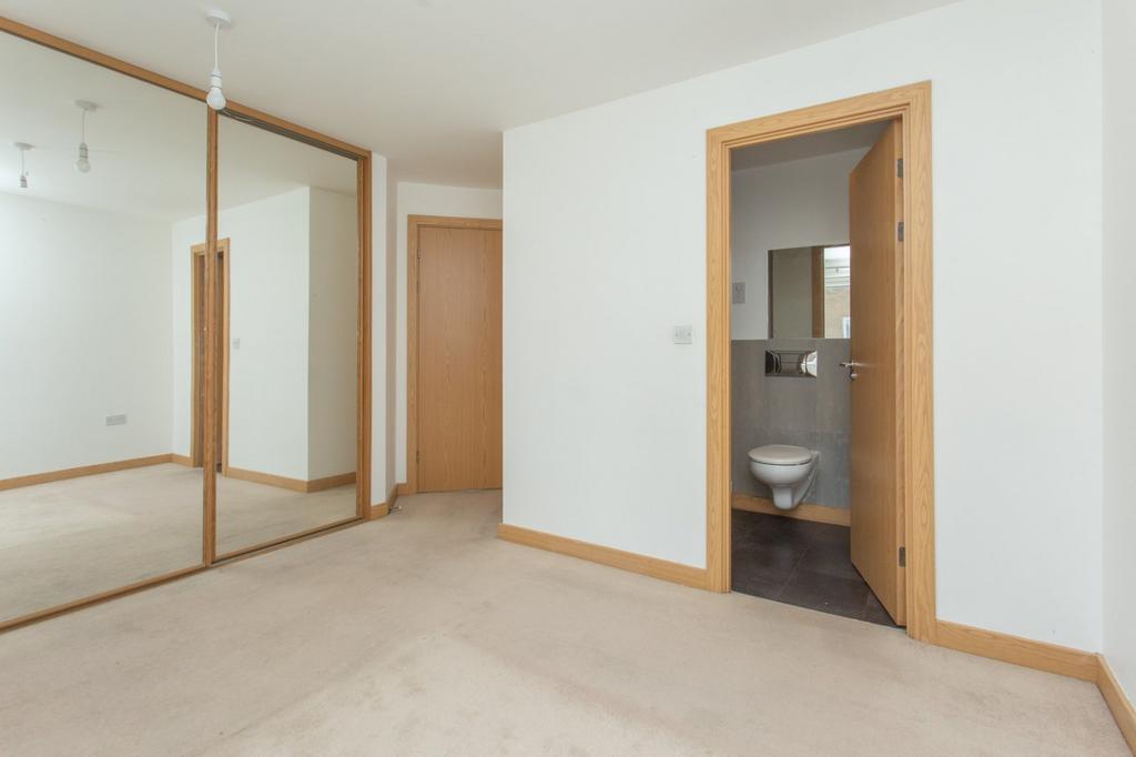 Apartment in Whitstable, South Street - More
