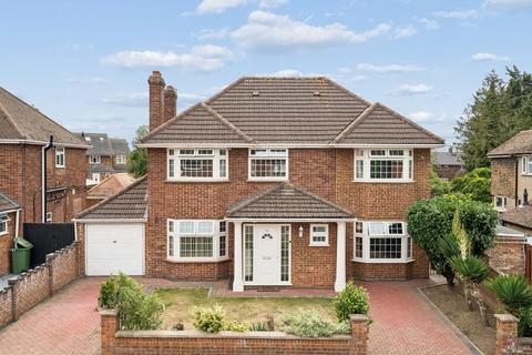 5 bedroom detached house for sale, The Glen, Langley  SL3