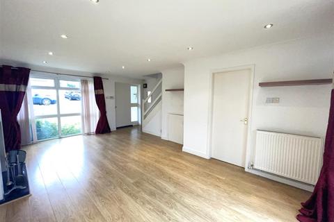3 bedroom detached house to rent, Oxted Rise, Oadby, Leicester, LE2