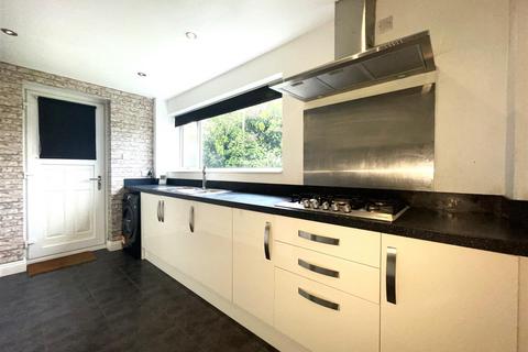 3 bedroom detached house to rent, Oxted Rise, Oadby, Leicester, LE2