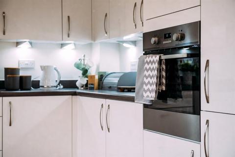 3 bedroom detached house to rent, at Nationwide, 70 Fairway Crescent DN4