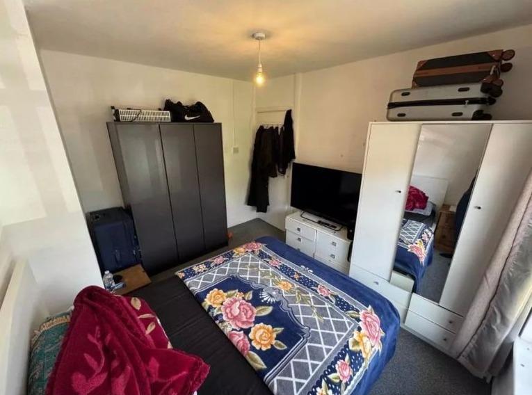 Apartment in Harborne - More