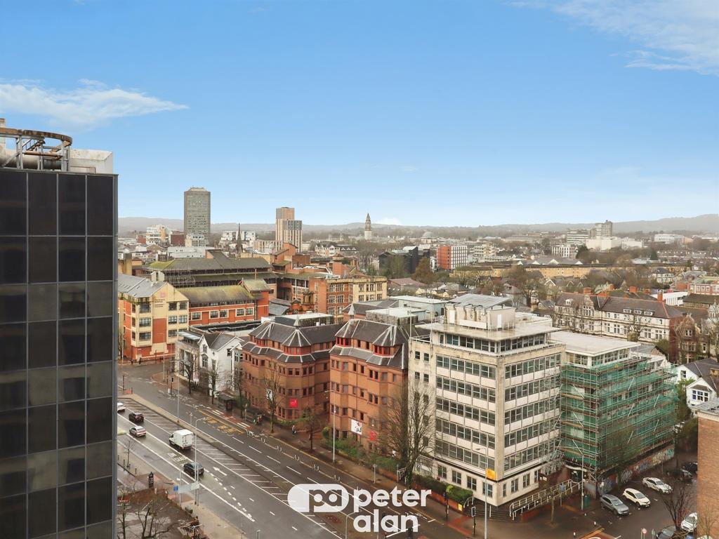 Apartment in Cardiff - View 2