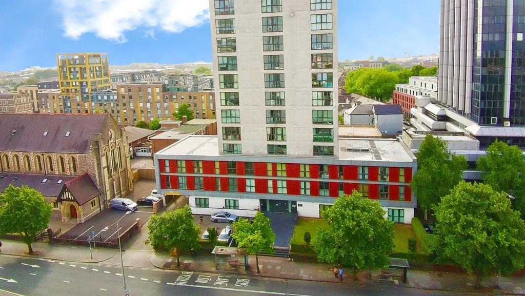 Apartment in Cardiff - View 3