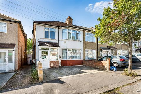 3 bedroom end of terrace house for sale, Greenbank Avenue, Wembley