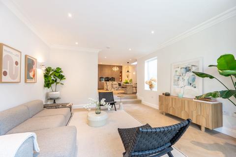 4 bedroom terraced house to rent, Riffel Road , NW2, Willesden Green, London, NW2