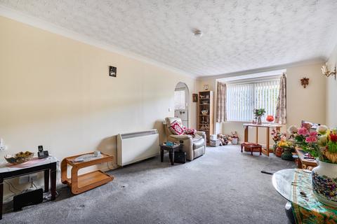 1 bedroom flat for sale, Station Road, Warminster BA12