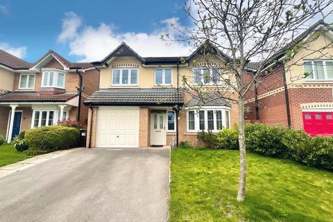 4 bedroom detached house to rent, Carlton Way, Treeton