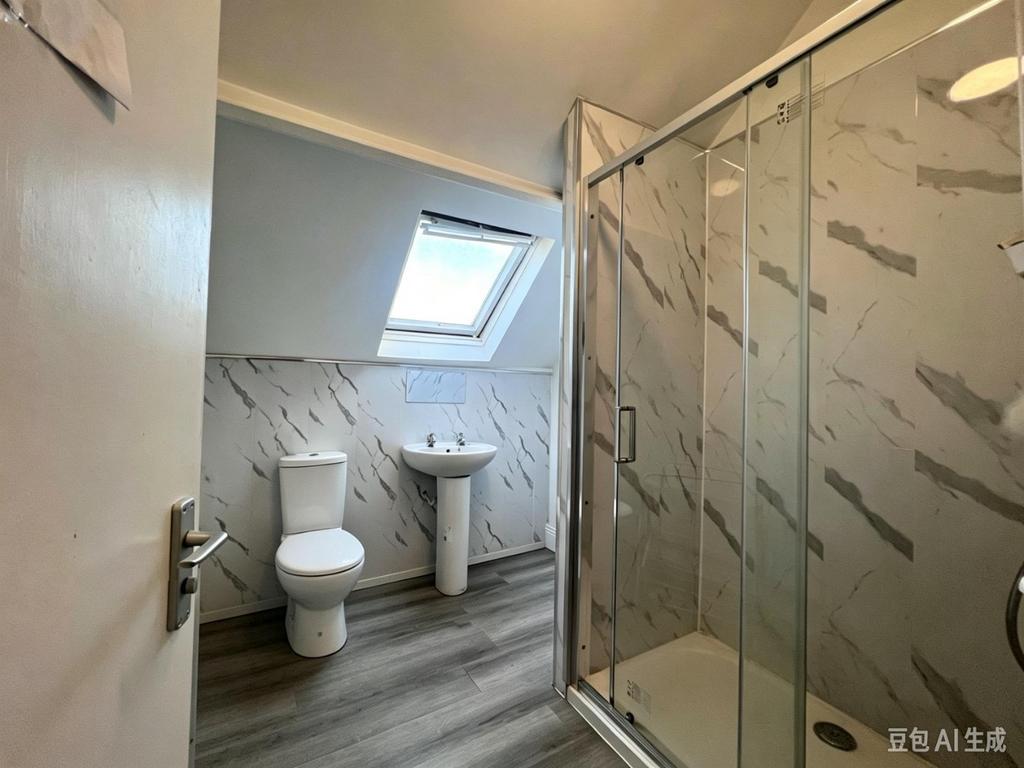 House in Newcastle upon Tyne - View 5