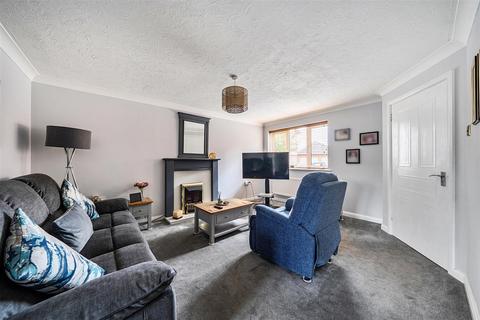 3 bedroom detached house for sale, Hilltop Drive, Oakham LE15