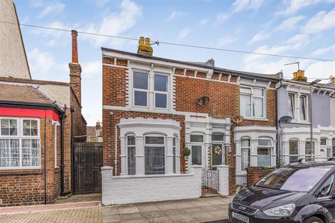 2 bedroom end of terrace house for sale, Martin Road, Portsmouth PO3