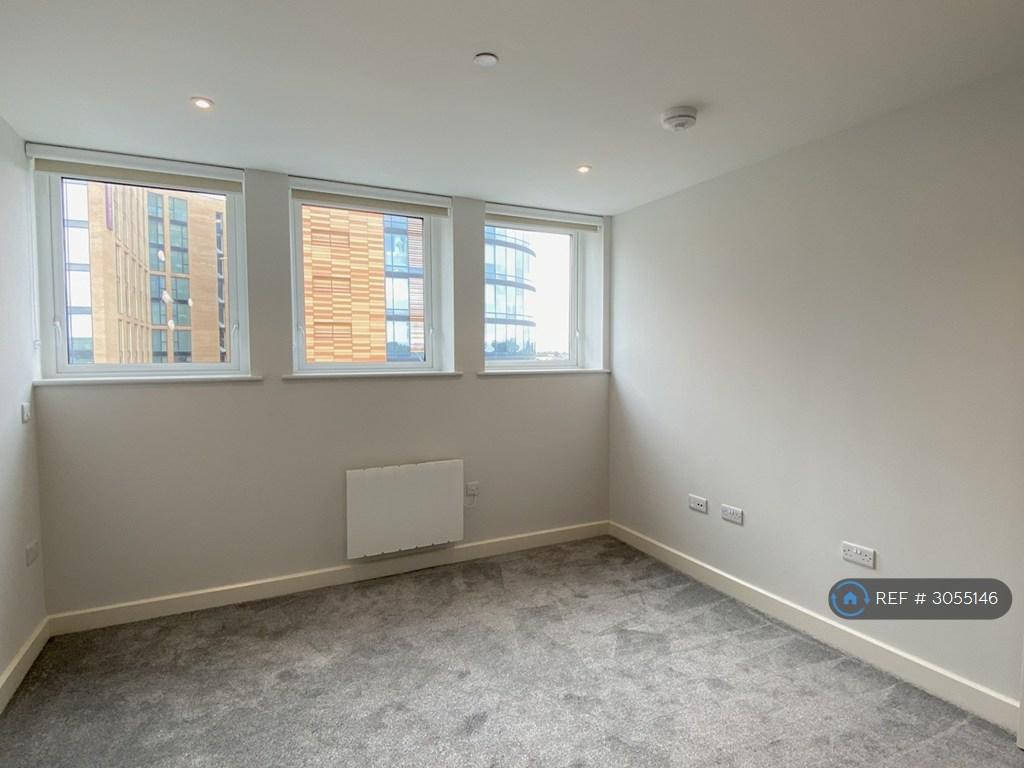Apartment in Bournemouth - More