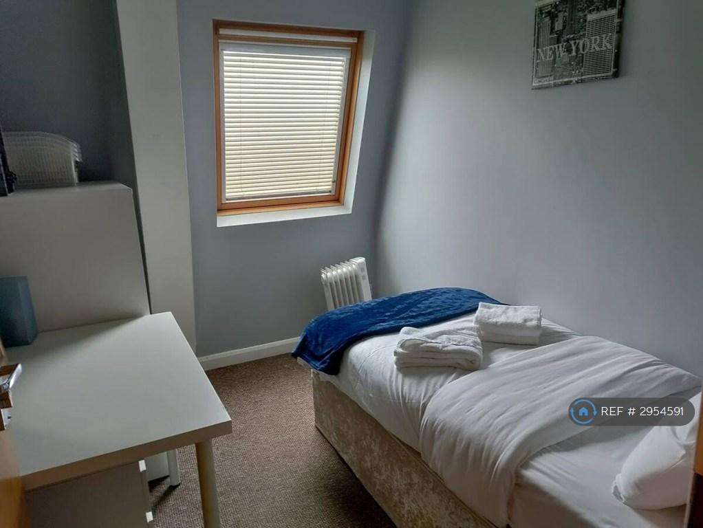 Apartment in Salford, Greater Manchester - More
