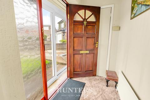 2 bedroom semi-detached house for sale, Stanway Close, Alkrington, Manchester, M24