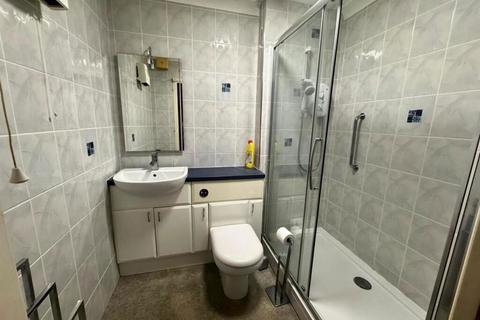 1 bedroom retirement property for sale, Brinton Lane, Hythe, Southampton, Hampshire, SO45 6EE