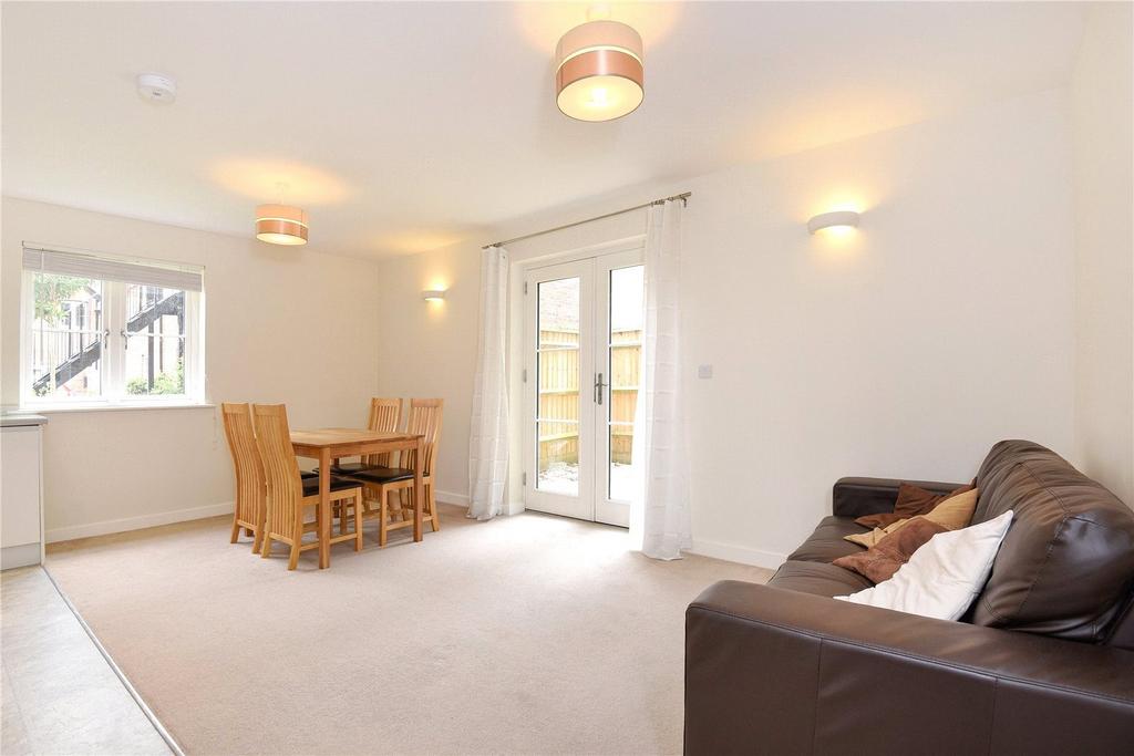 Apartment in Reading - View 2