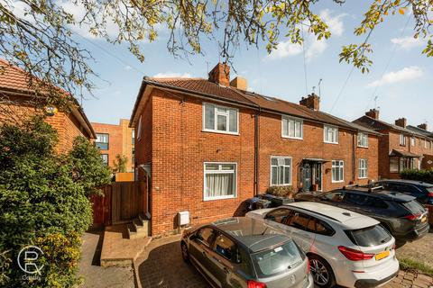 2 bedroom house for sale, Templeman Road, Hanwell, London, W7