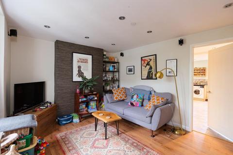 3 bedroom semi-detached house for sale, Waters Lane, Westbury-On-Trym