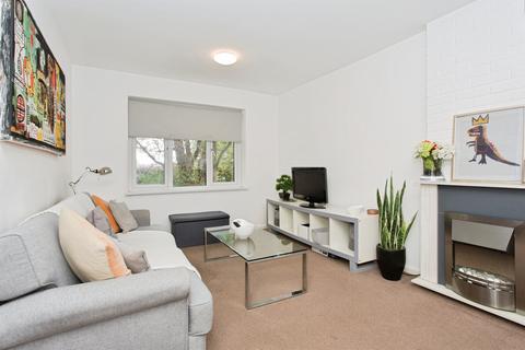 1 bedroom flat for sale, Armstrong Close, Newmarket