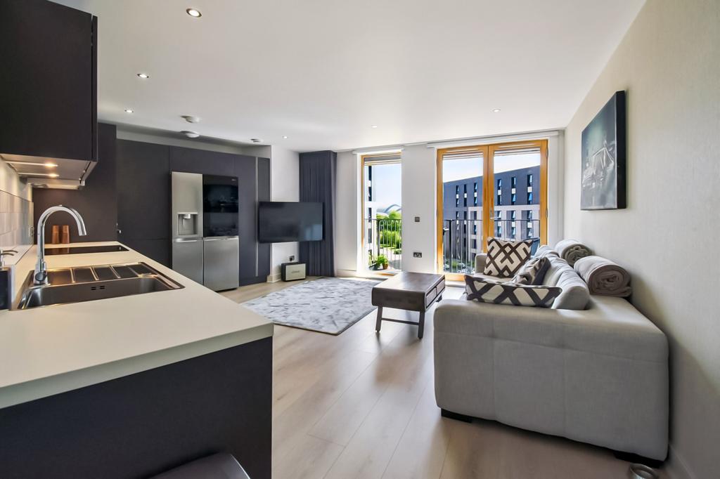 Apartment in Yorkhill - View 3