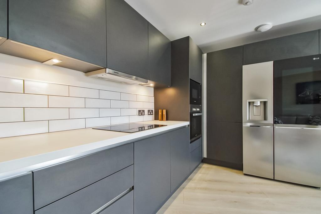 Apartment in Yorkhill - View 5
