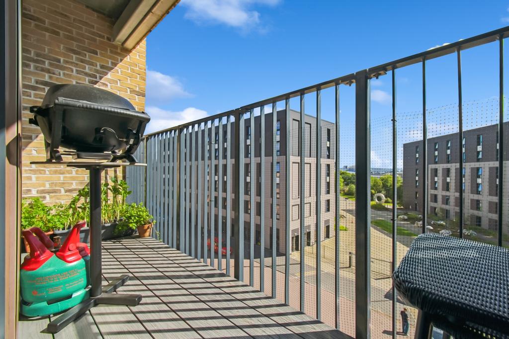 Apartment in Yorkhill - More