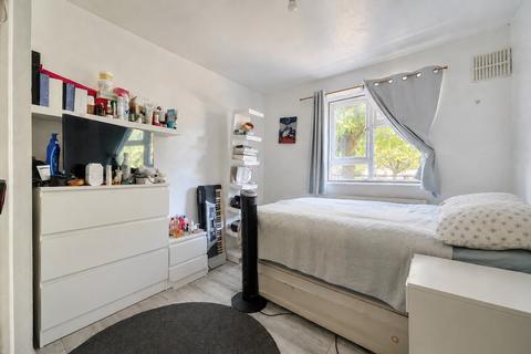 3 bedroom flat for sale, Devonshire Hall, Frampton Park Road, London, Greater London, E9