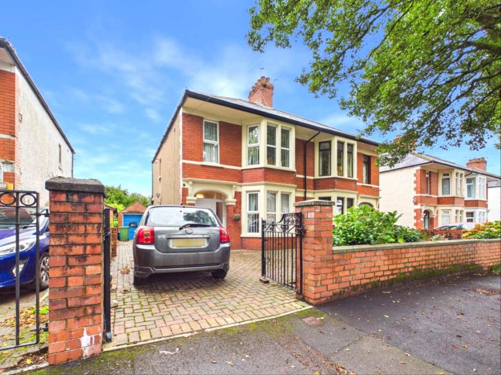 House in Rhiwbina