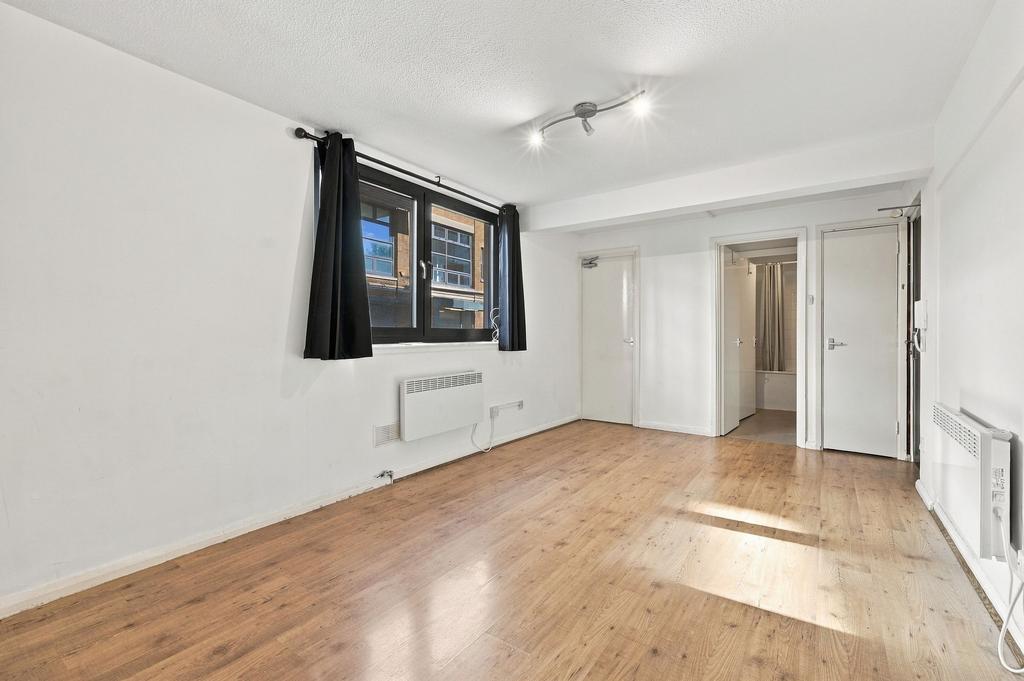 Apartment in London - View 3