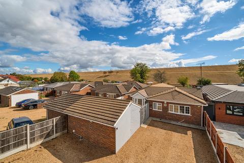 3 bedroom detached house for sale, Coppermill Road, Wraysbury, TW19