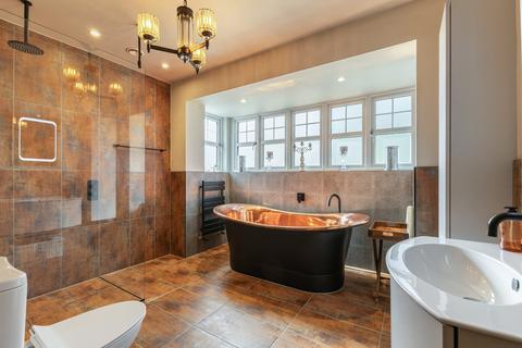5 bedroom detached house for sale, Reeves Court, Welwyn, Hertfordshire