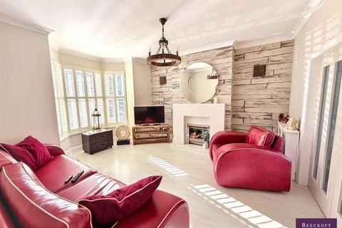 4 bedroom detached house for sale, Barnsley Road, Wombwell, Barnsley