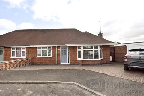 2 bedroom bungalow for sale, The Lynch, Nuneaton, Warwickshire