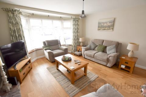 2 bedroom bungalow for sale, The Lynch, Nuneaton, Warwickshire