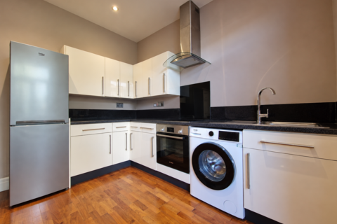 2 bedroom terraced house to rent, Roebuck Street, Preston PR2