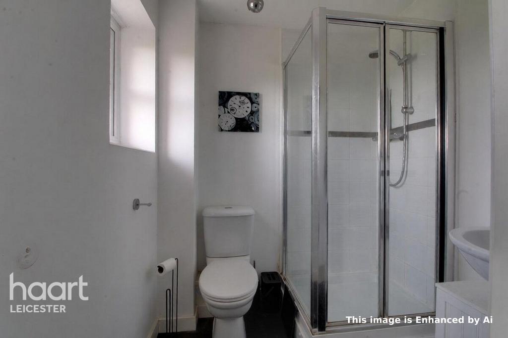 House in Harborough, Scraptoft - More