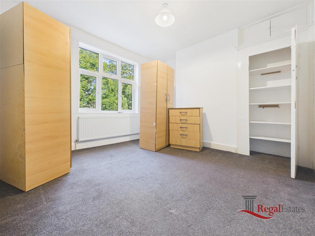 Apartment in London - View 2