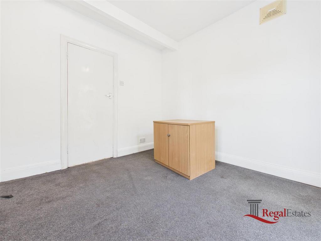 Apartment in London - View 3