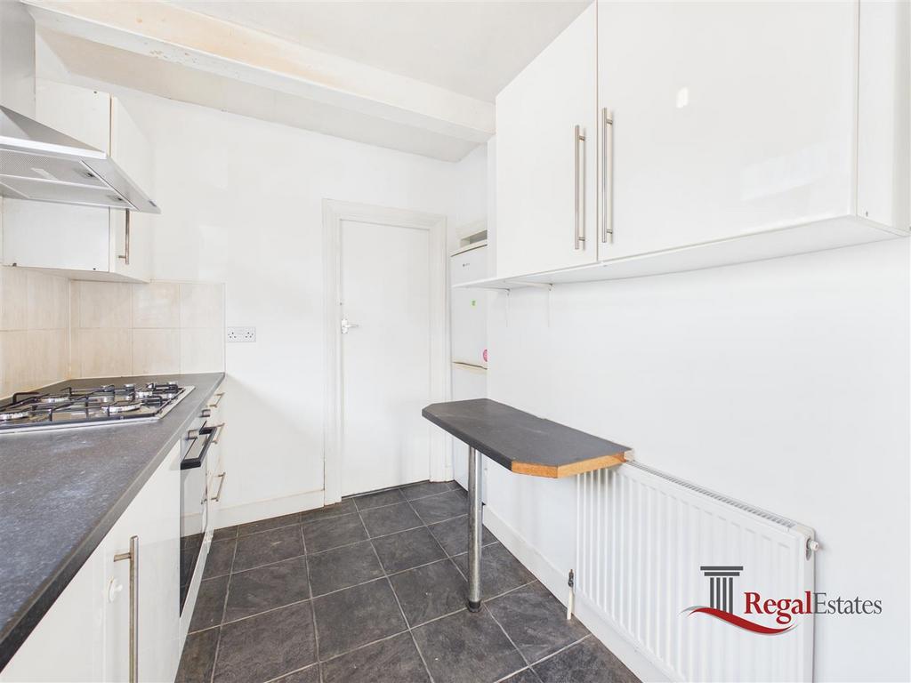 Apartment in London - View 5