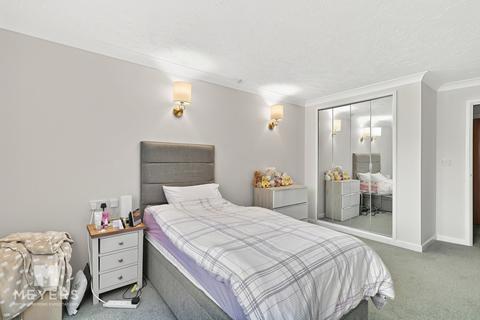 2 bedroom flat for sale, Christchurch BH23