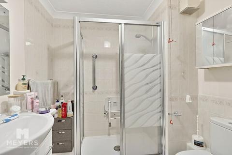 2 bedroom flat for sale, Christchurch BH23