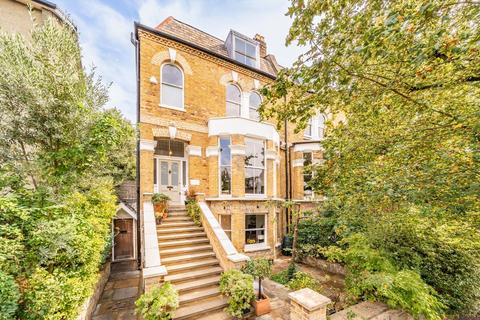 4 bedroom semi-detached house for sale, Dartmouth Park Avenue, London NW5