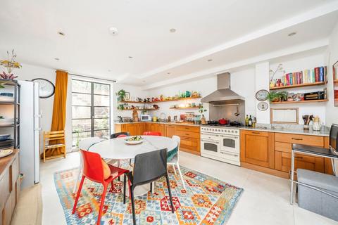 4 bedroom semi-detached house for sale, Dartmouth Park Avenue, London NW5