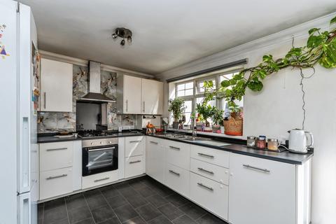 2 bedroom end of terrace house for sale, Butts Road, Southampton, Hampshire, SO19