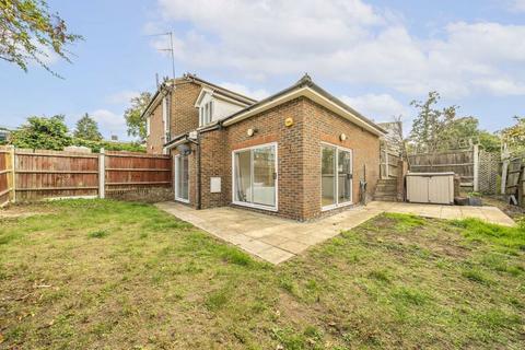 2 bedroom semi-detached house for sale, Sandringham Close, London SW19