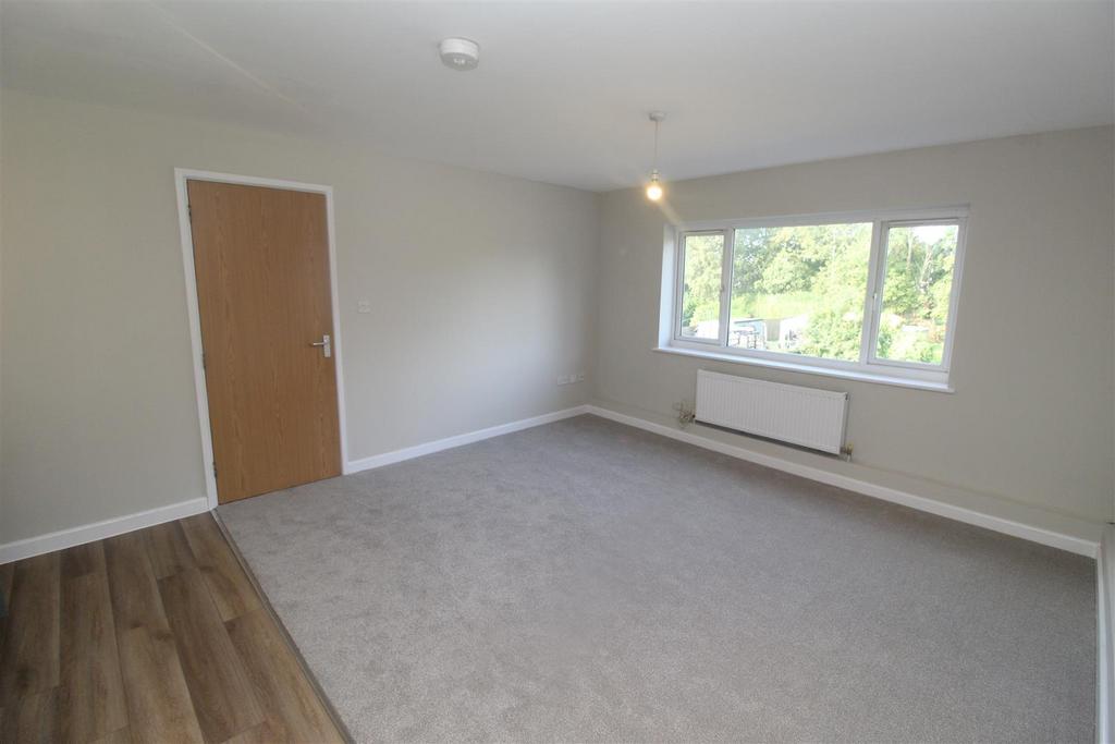 Apartment in Cardiff - View 4