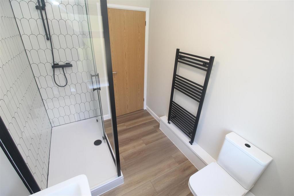Apartment in Cardiff - More
