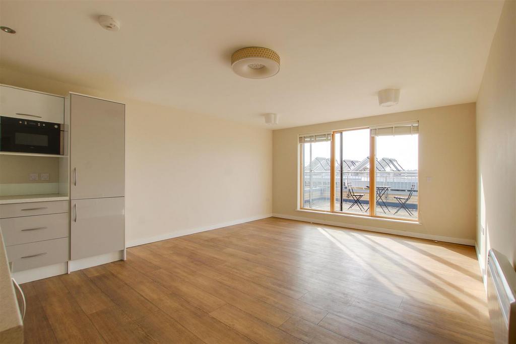 Apartment in Cambridge - View 2
