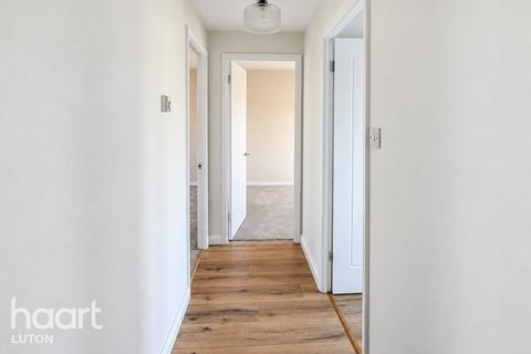 2 bedroom park home for sale, Half Moon Lane, Luton