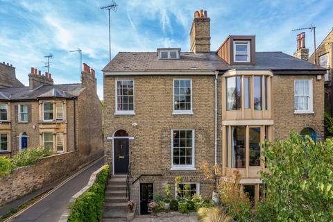 4 bedroom end of terrace house for sale, Chesterton Road, Cambridge, Cambridgeshire CB4